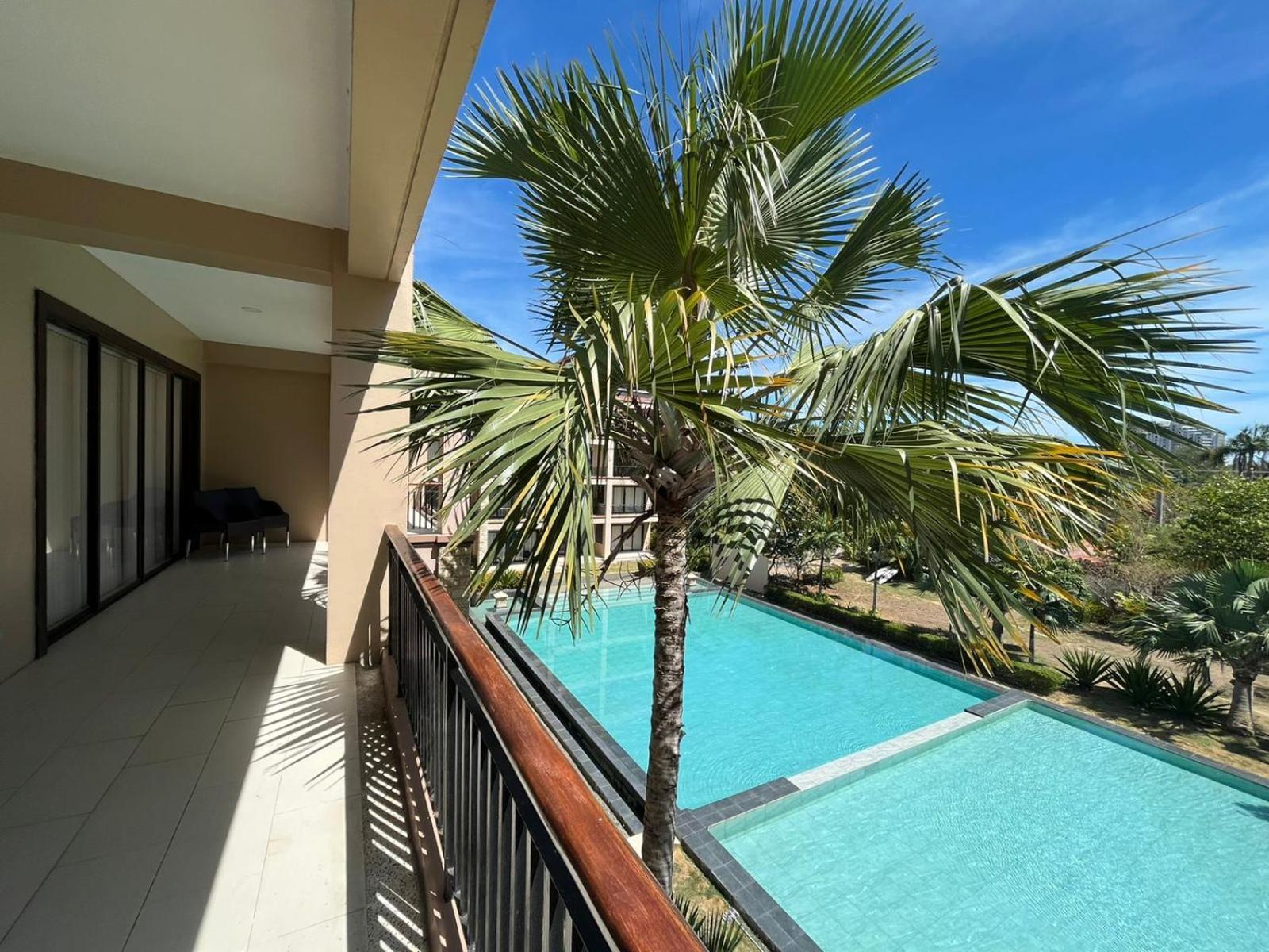 Coralpoint Gardens Suites & Residences Lapu-Lapu City Exterior photo