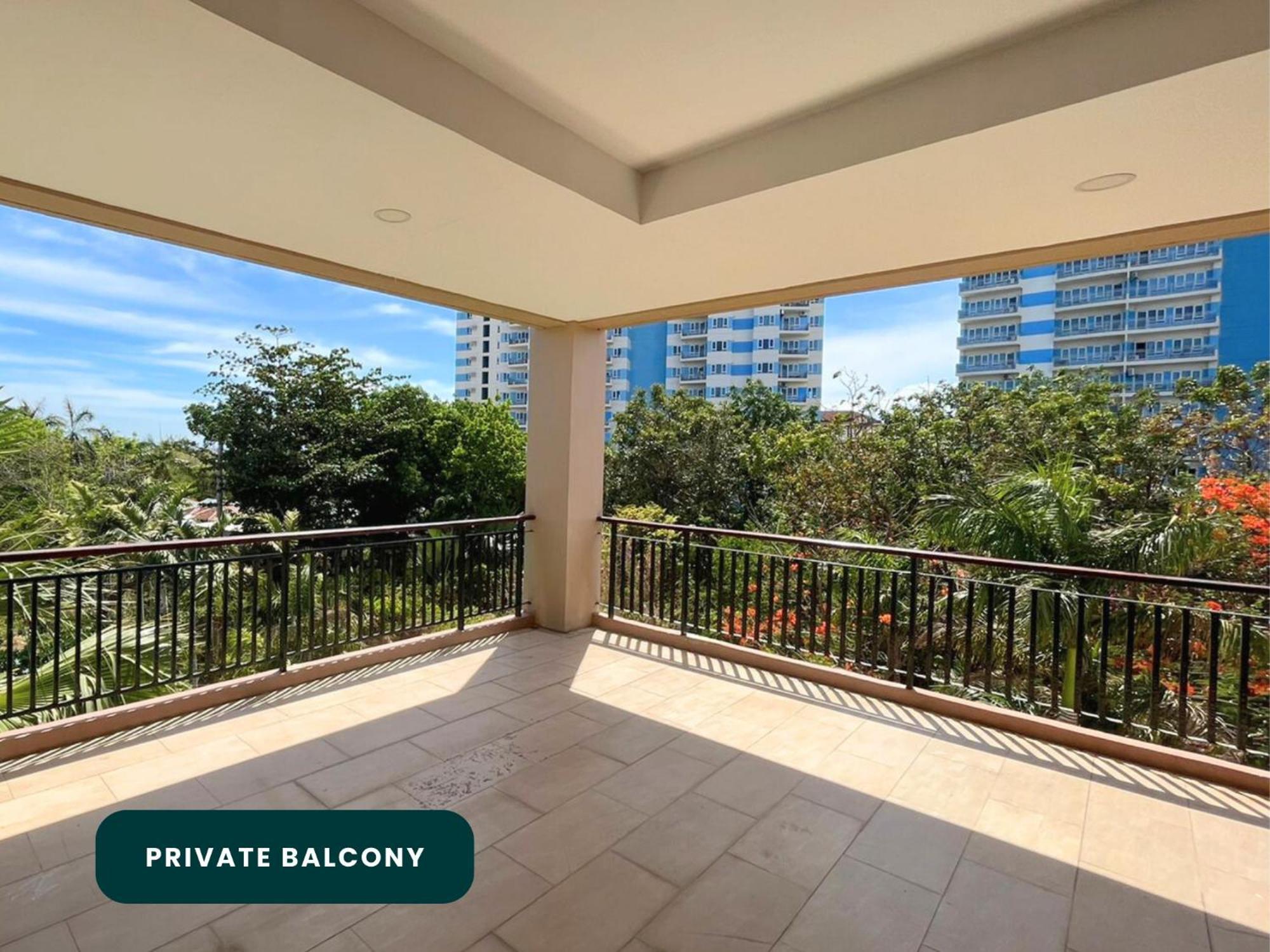 Coralpoint Gardens Suites & Residences Lapu-Lapu City Exterior photo